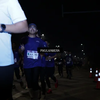 Runner Photo 7513097