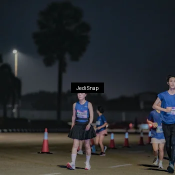Runner Photo 7513099