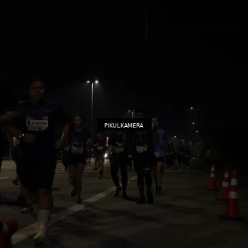 Runner Photo 7513105