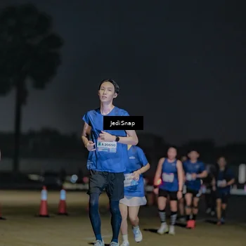Runner Photo 7513107
