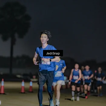 Runner Photo 7513120
