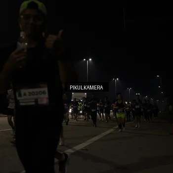 Runner Photo 7513123