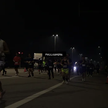 Runner Photo 7513125
