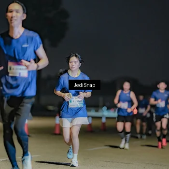 Runner Photo 7513130