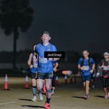 Runner Photo 7513147