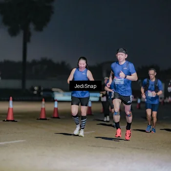 Runner Photo 7513148