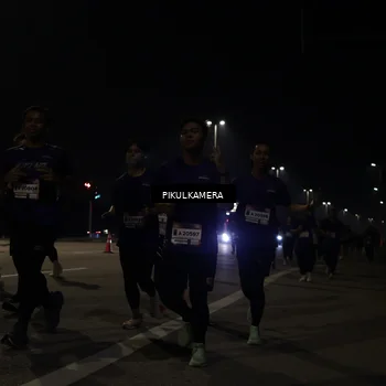 Runner Photo 7513151
