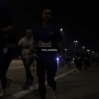 Runner Photo 7513158