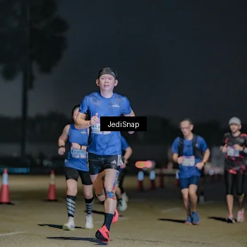 Runner Photo 7513160