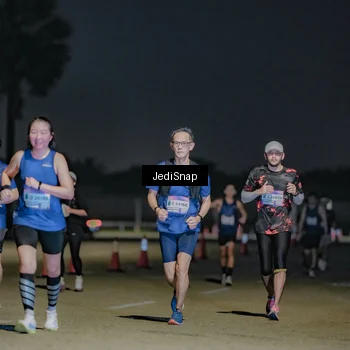 Runner Photo 7513165