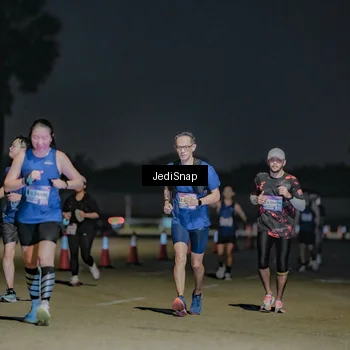 Runner Photo 7513172