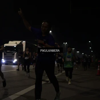 Runner Photo 7513181