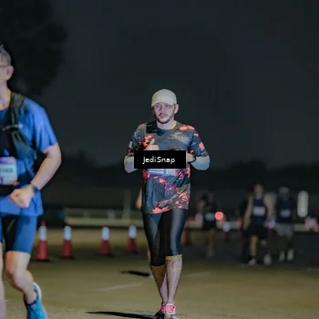 Runner Photo 7513182