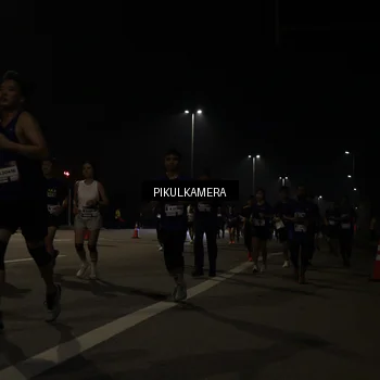 Runner Photo 7513192