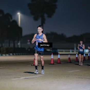 Runner Photo 7513235