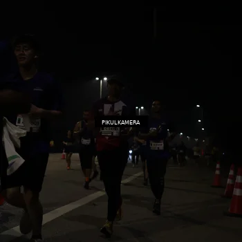Runner Photo 7513240
