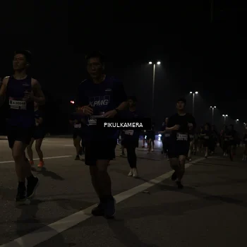 Runner Photo 7513243