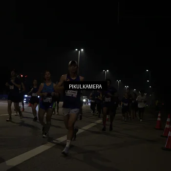 Runner Photo 7513262