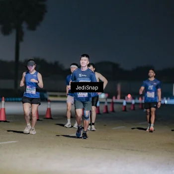 Runner Photo 7513264