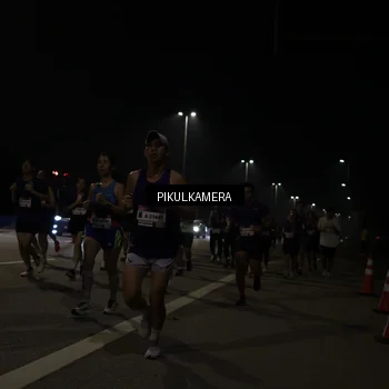 Runner Photo 7513267