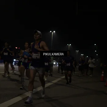 Runner Photo 7513272