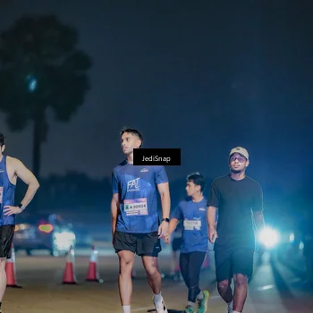 Runner Photo 7513342