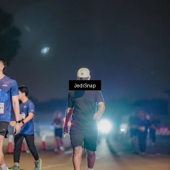 Runner Photo 7513352