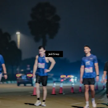 Runner Photo 7513353