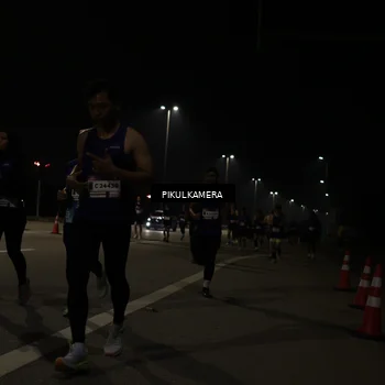 Runner Photo 7513356