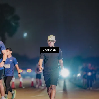 Runner Photo 7513357