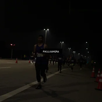 Runner Photo 7513360