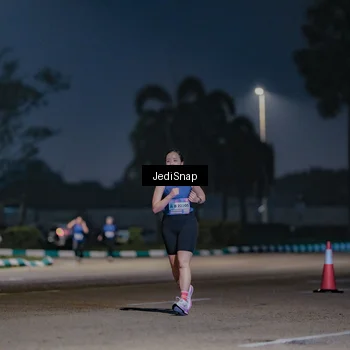 Runner Photo 7513367