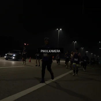 Runner Photo 7513372