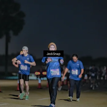 Runner Photo 7513375