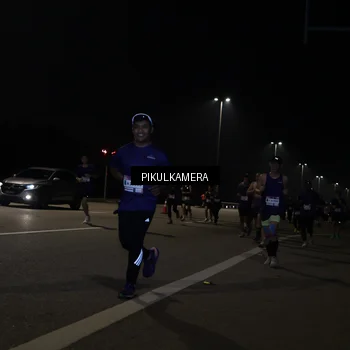 Runner Photo 7513383