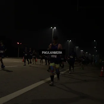Runner Photo 7513390