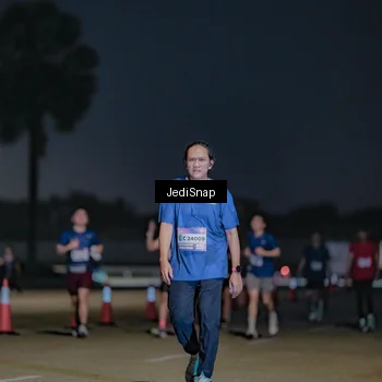 Runner Photo 7513402