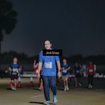 Runner Photo 7513411