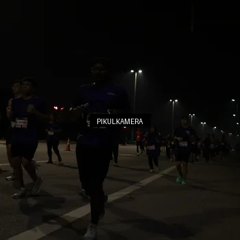 Runner Photo 7513418