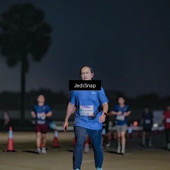 Runner Photo 7513420