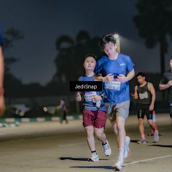 Runner Photo 7513421