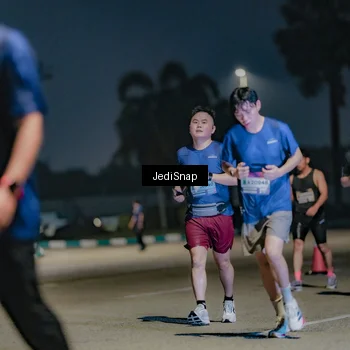 Runner Photo 7513423