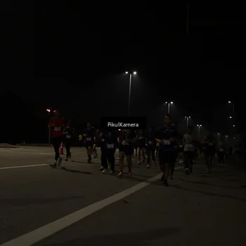 Runner Photo 7513429