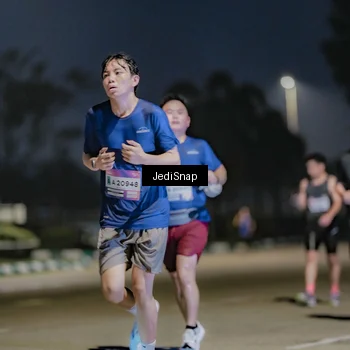 Runner Photo 7513435