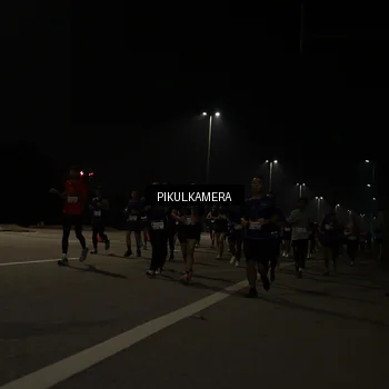 Runner Photo 7513436