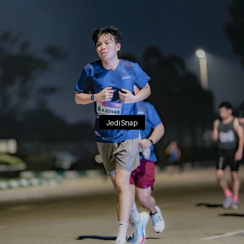 Runner Photo 7513437