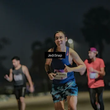 Runner Photo 7513446