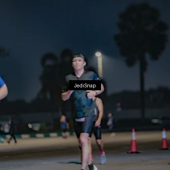 Runner Photo 7513449