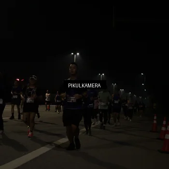Runner Photo 7513452