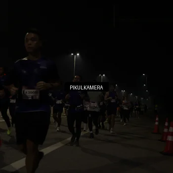 Runner Photo 7513455